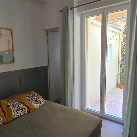 T2 Avec Terrasse En Rdc De Maison De Appartamento *